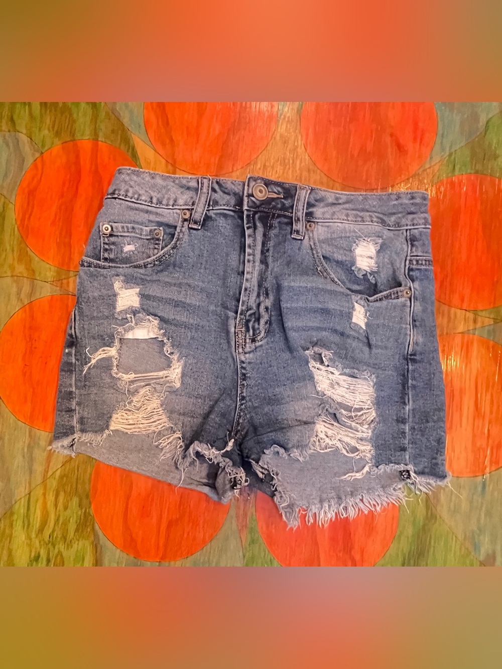 Cut Off Jean Shorts Rue21 Actual Size 26 inches Waist Medium Wash Distressed Raw